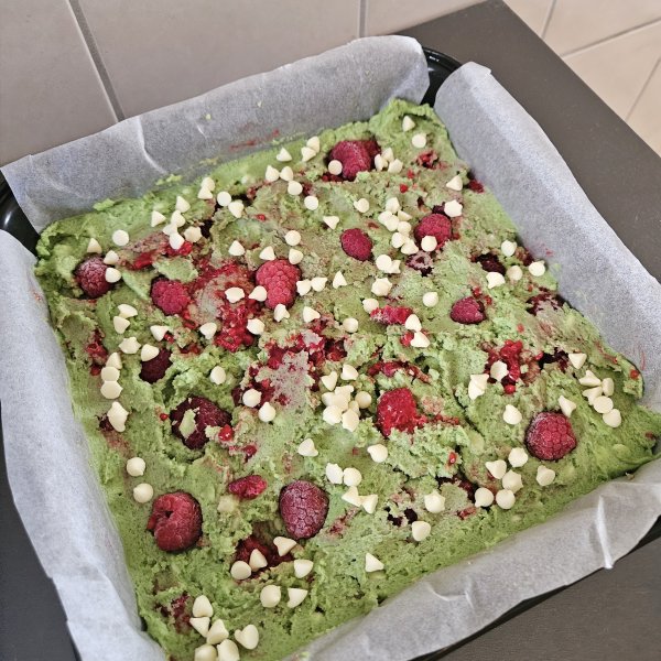 Pandan witte chocolade frambozen blondie 