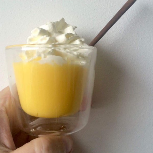 Bokkenpootjestaart met advocaat